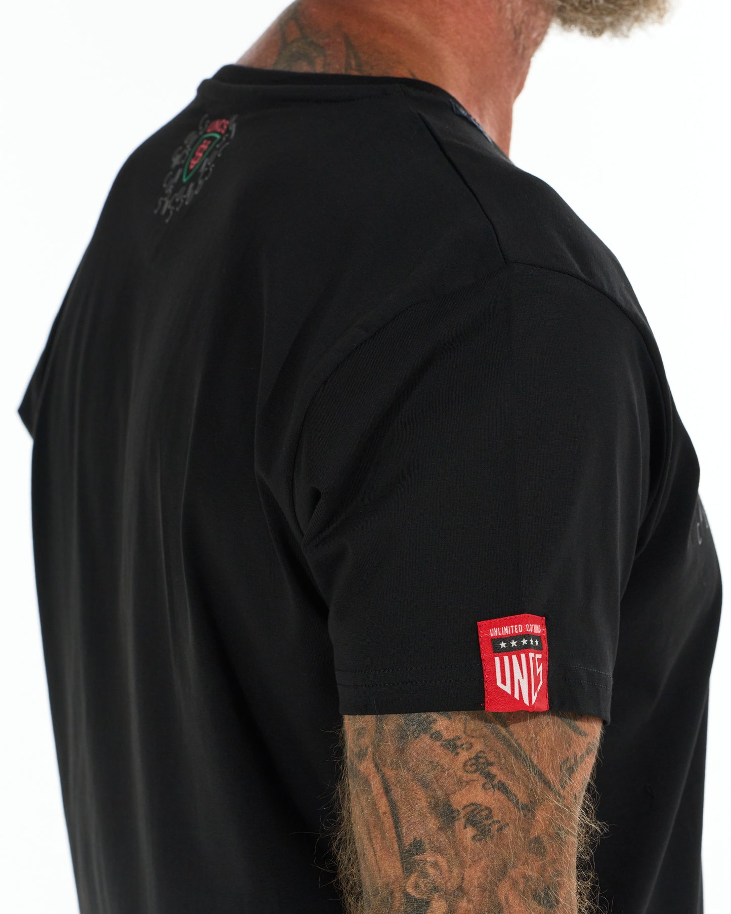 GRAHAM Men's T-Shirt BLACK