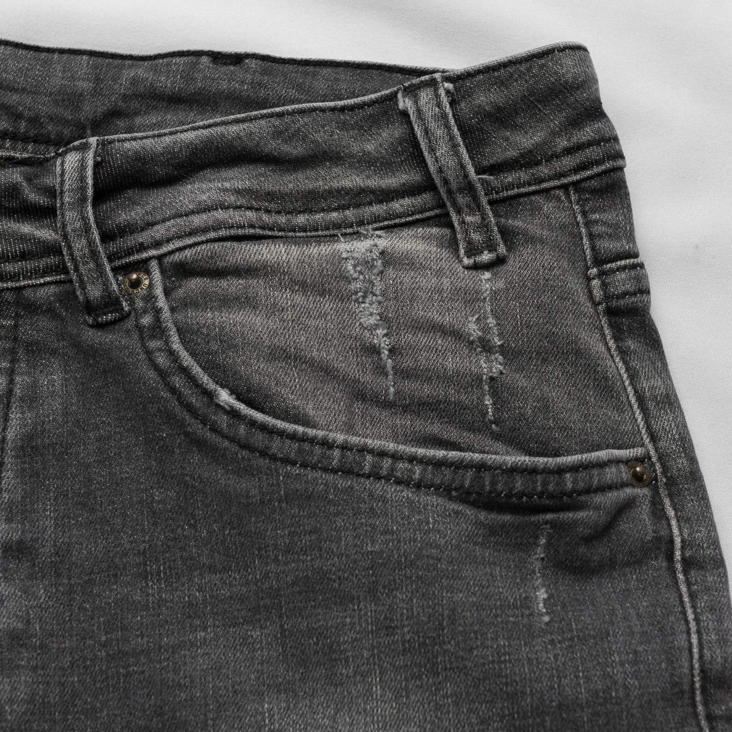 MILTON Men's jeans