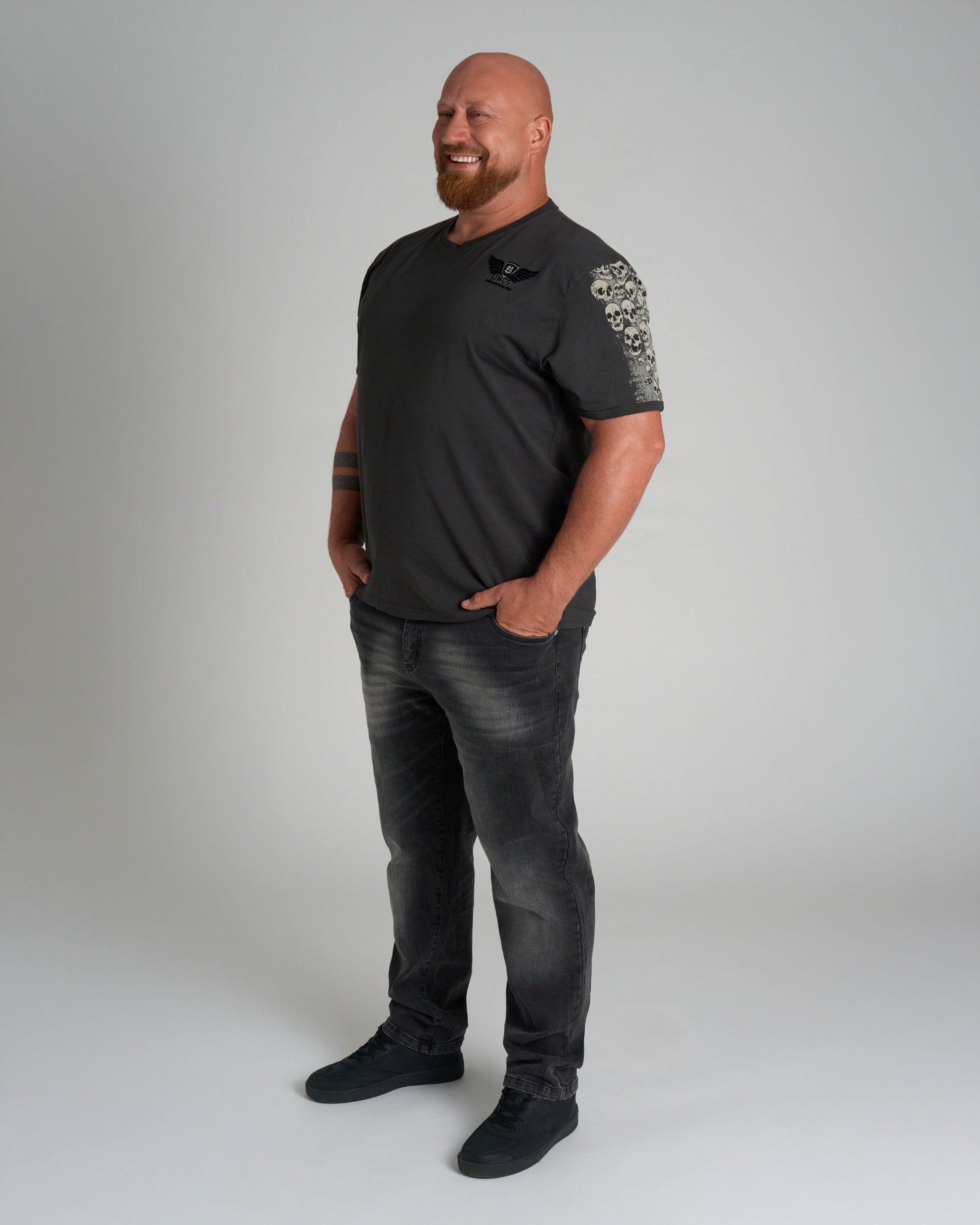 MALLORY IV Men's T-Shirt BLACK/WHITE