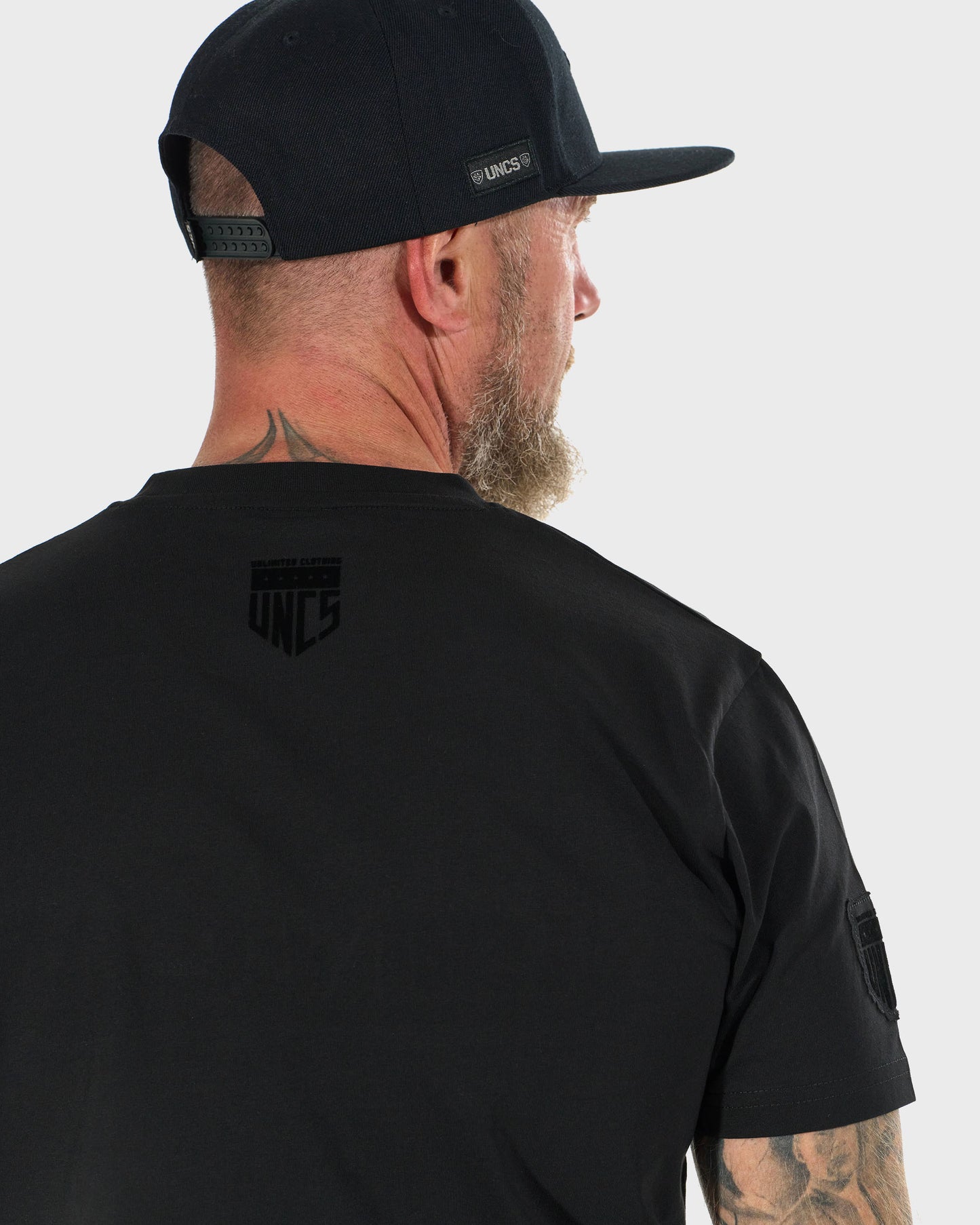 ALVARO Men's T-Shirt BLACK (FLOCK)