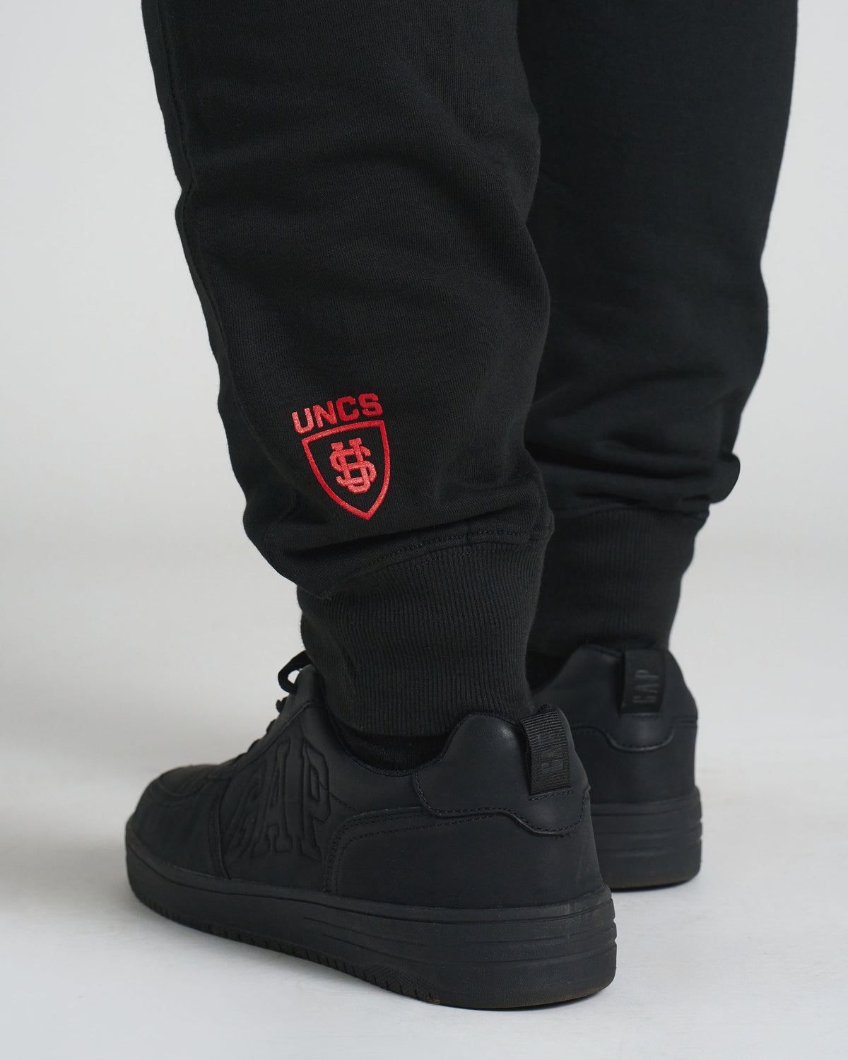 DEREK Men's Sweatpants BLACK/RED