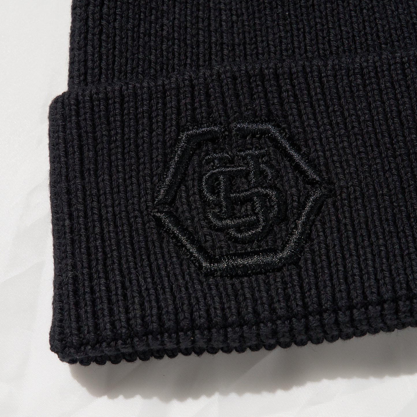 HEXAGON Men's Beanie