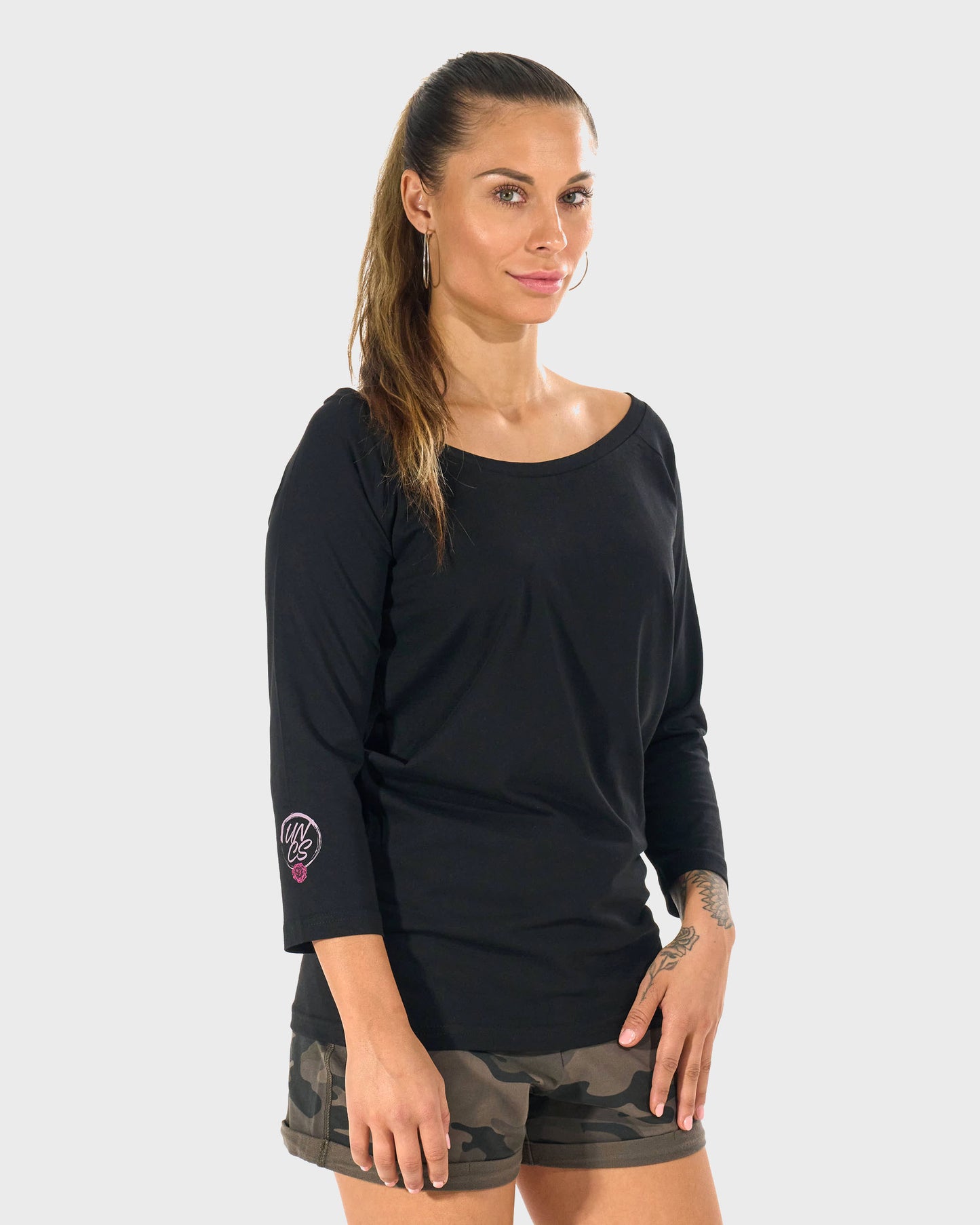ANASTASI Women's T-Shirt BLACK