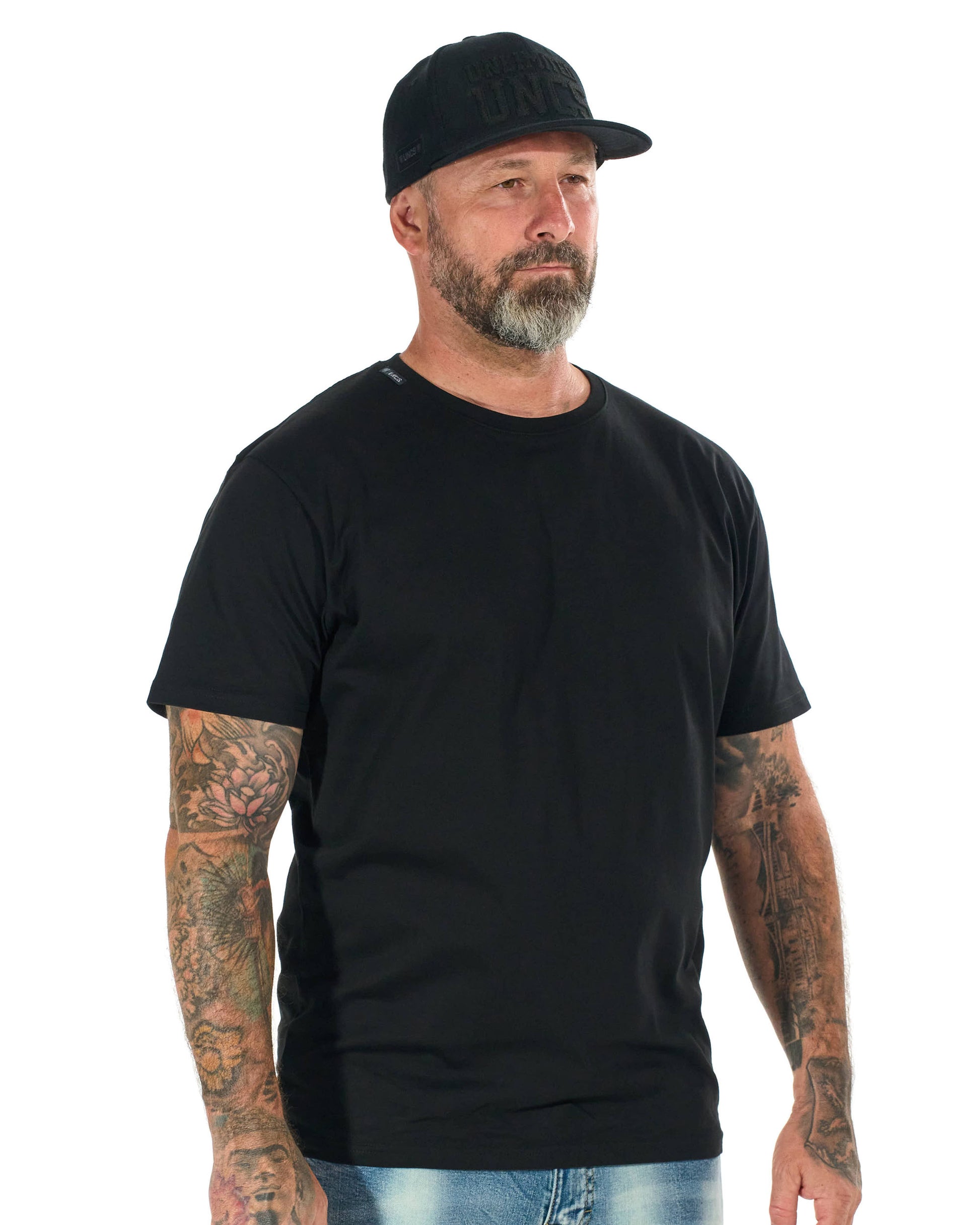 BASIC VI Men's T-Shirt BLACK