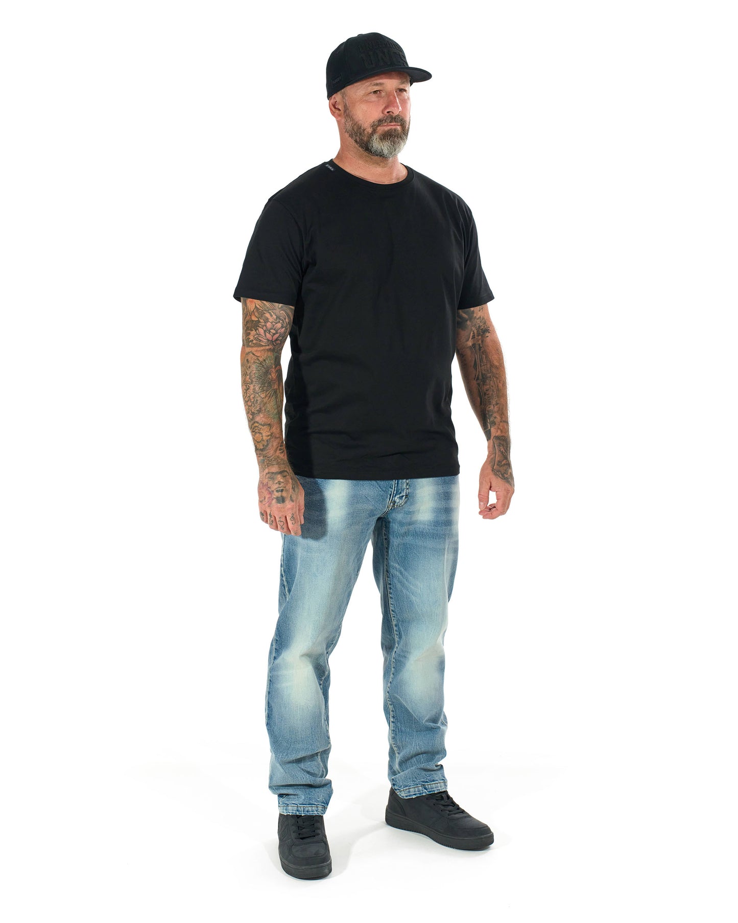 BASIC VI Men's T-Shirt BLACK