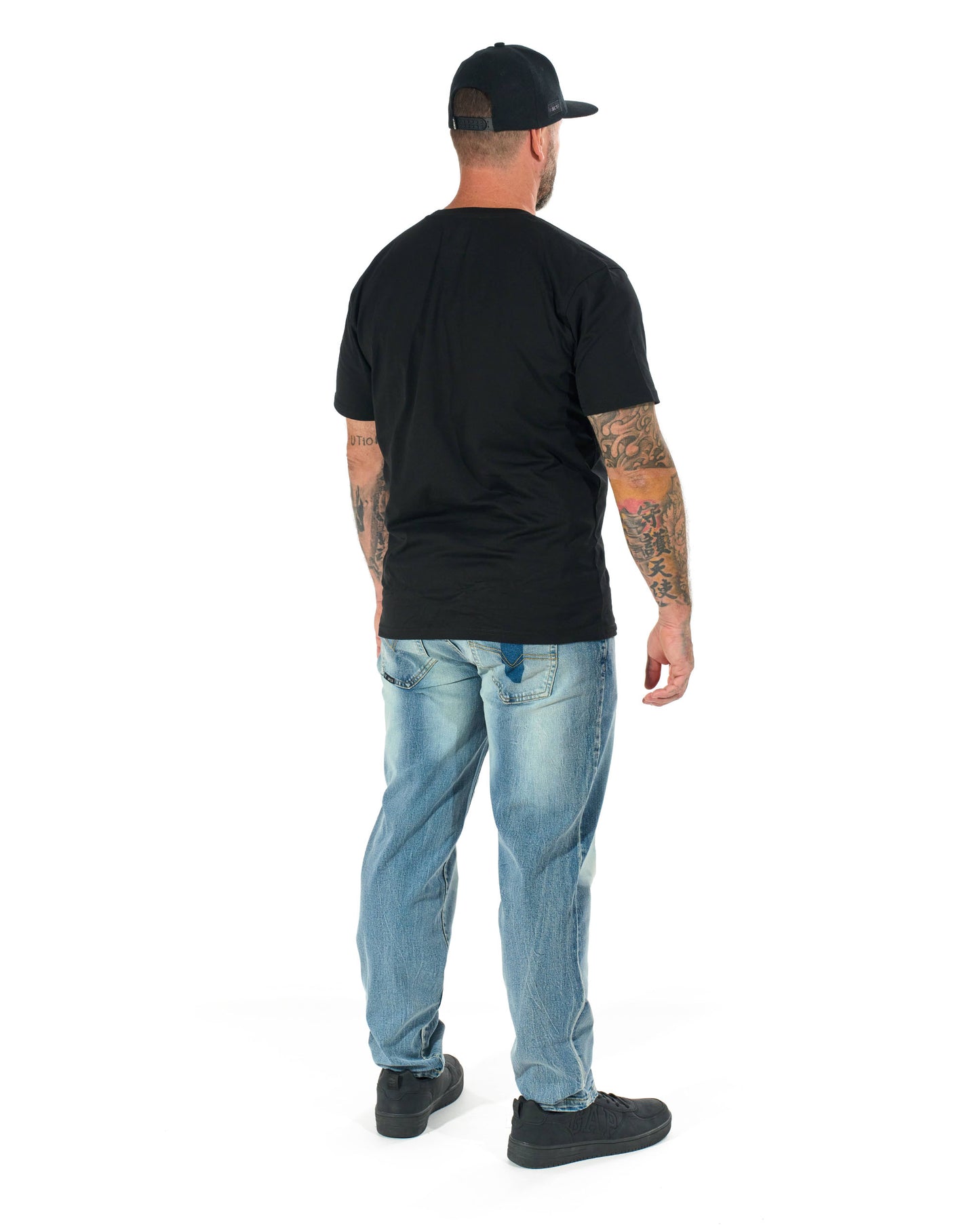 BASIC VI Men's T-Shirt BLACK