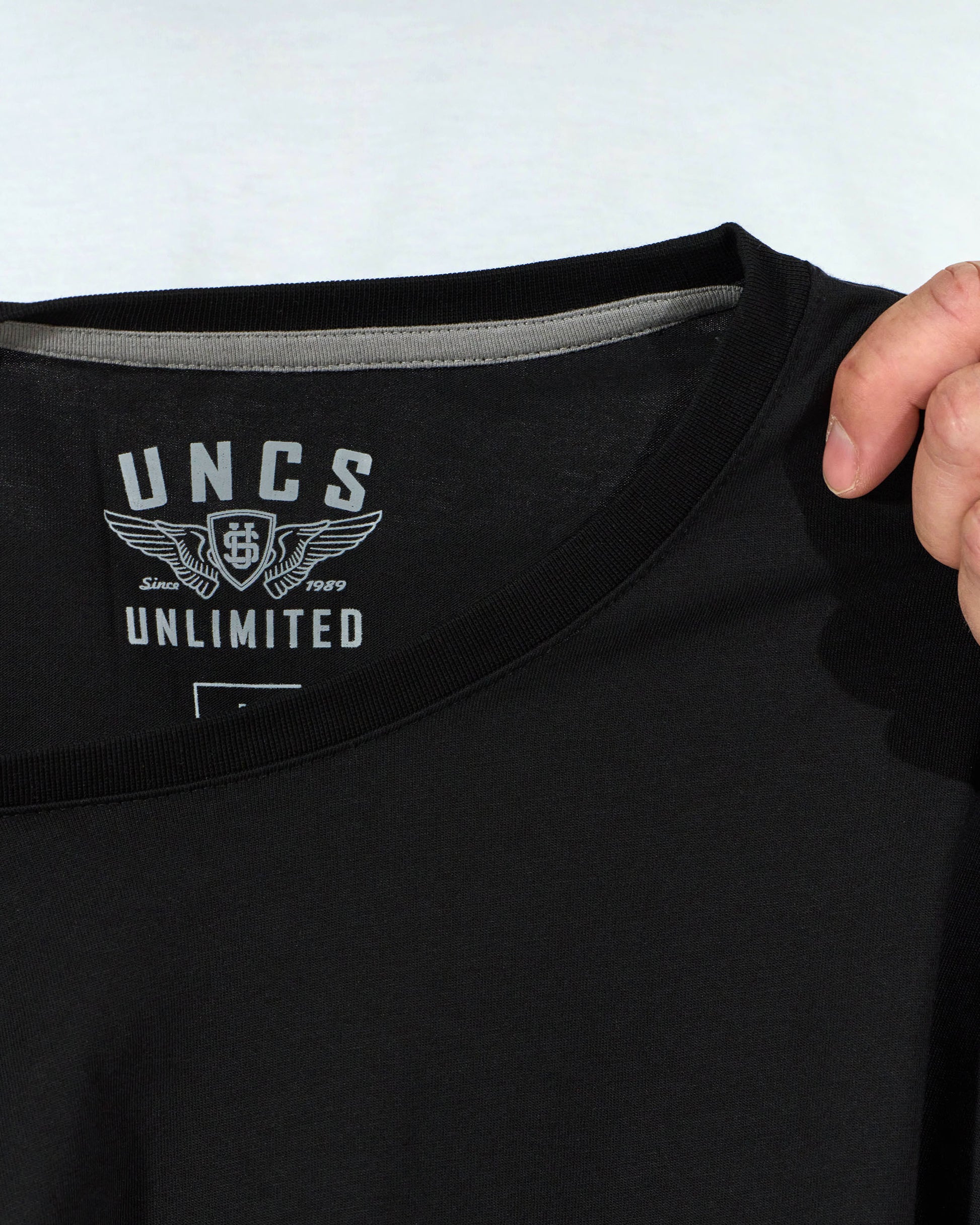 BASIC VI Men's T-Shirt BLACK