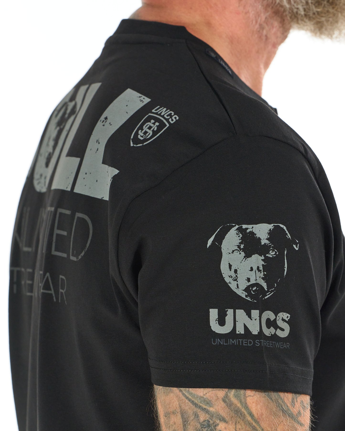 BULL Men's T-Shirt BLACK