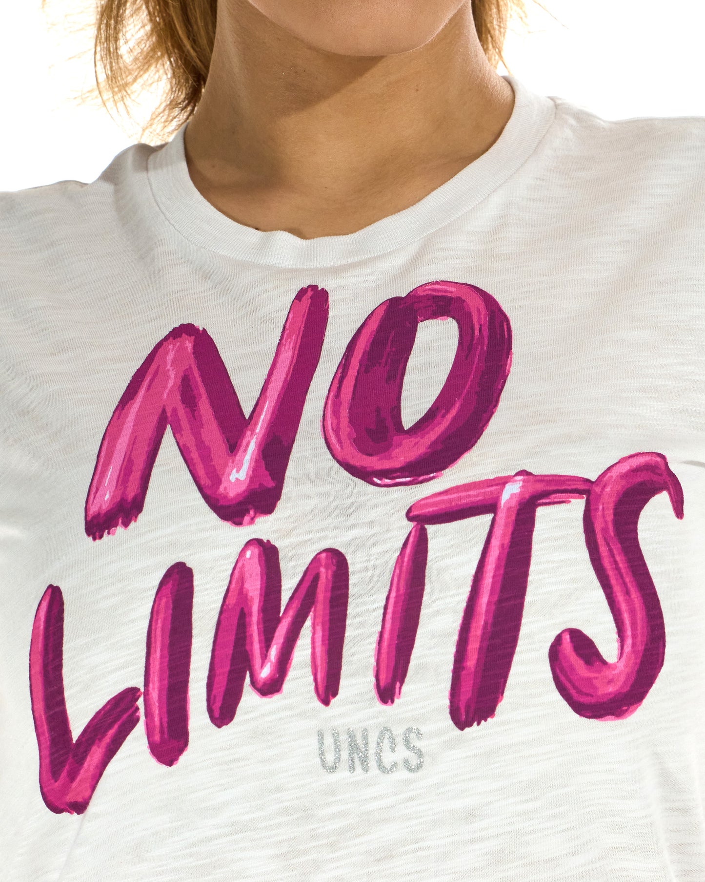 NO LIMITS Women's T-Shirt