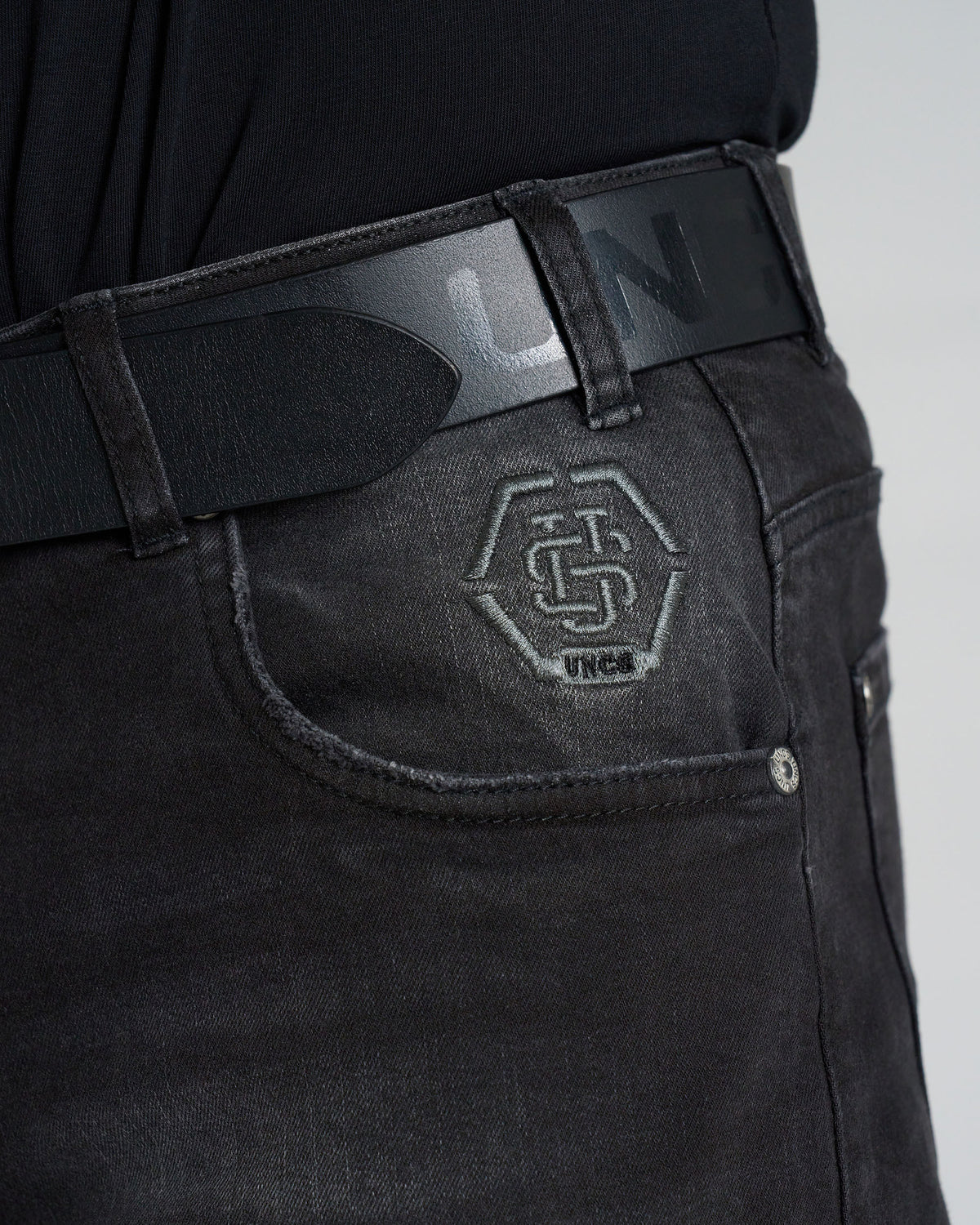 BRADLEY Men's Trousers BLACK