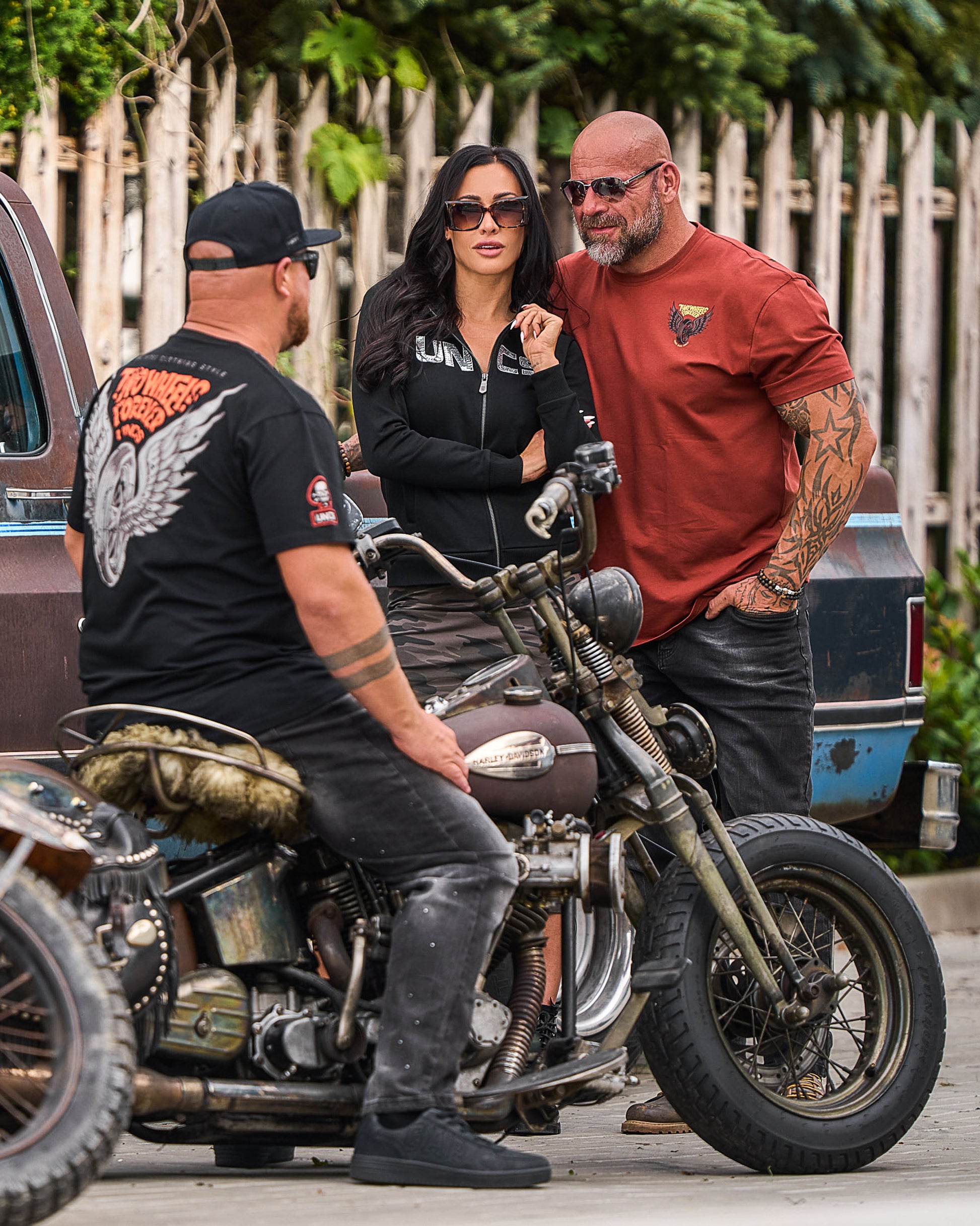 GABRIELLE Women's Sweatshirt BLACK