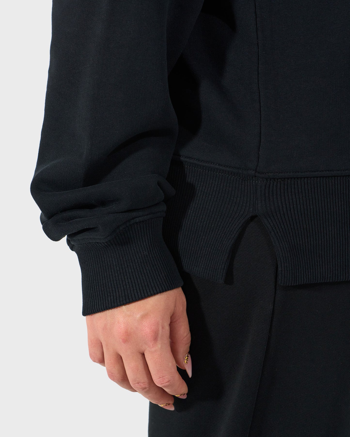 ANNE Women's Sweatshirt BLACK