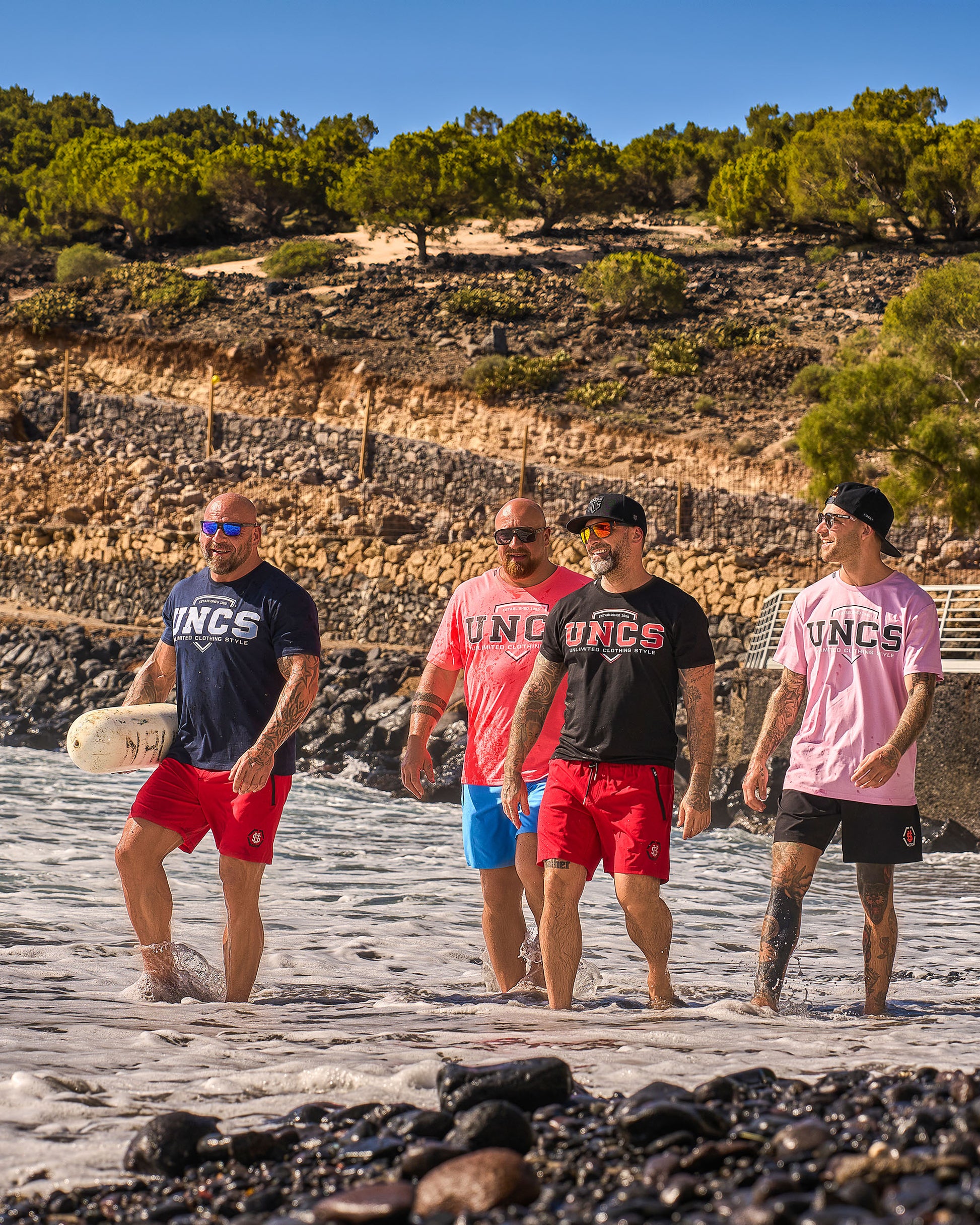 UNCS TEAM Men's T-Shirt BLACK/RED