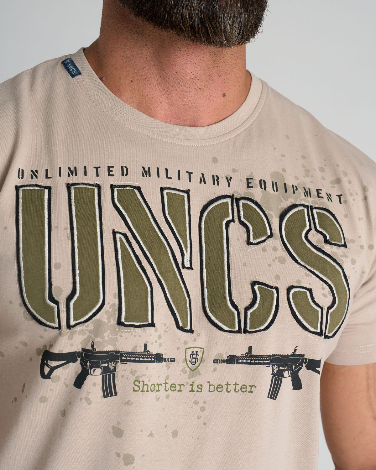 GUNS Men's T-Shirt SAND