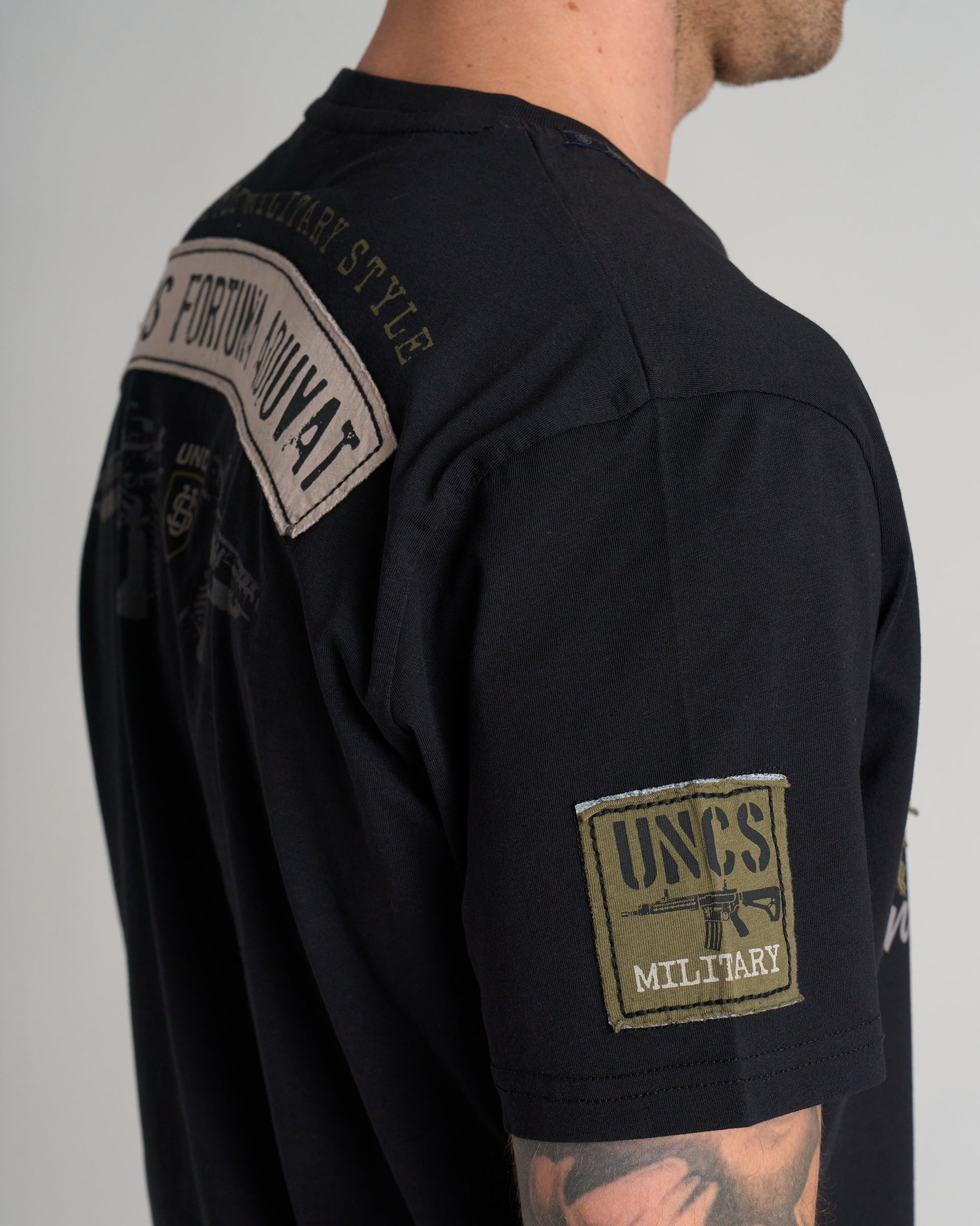 GUNS II Men's T-Shirt BLACK