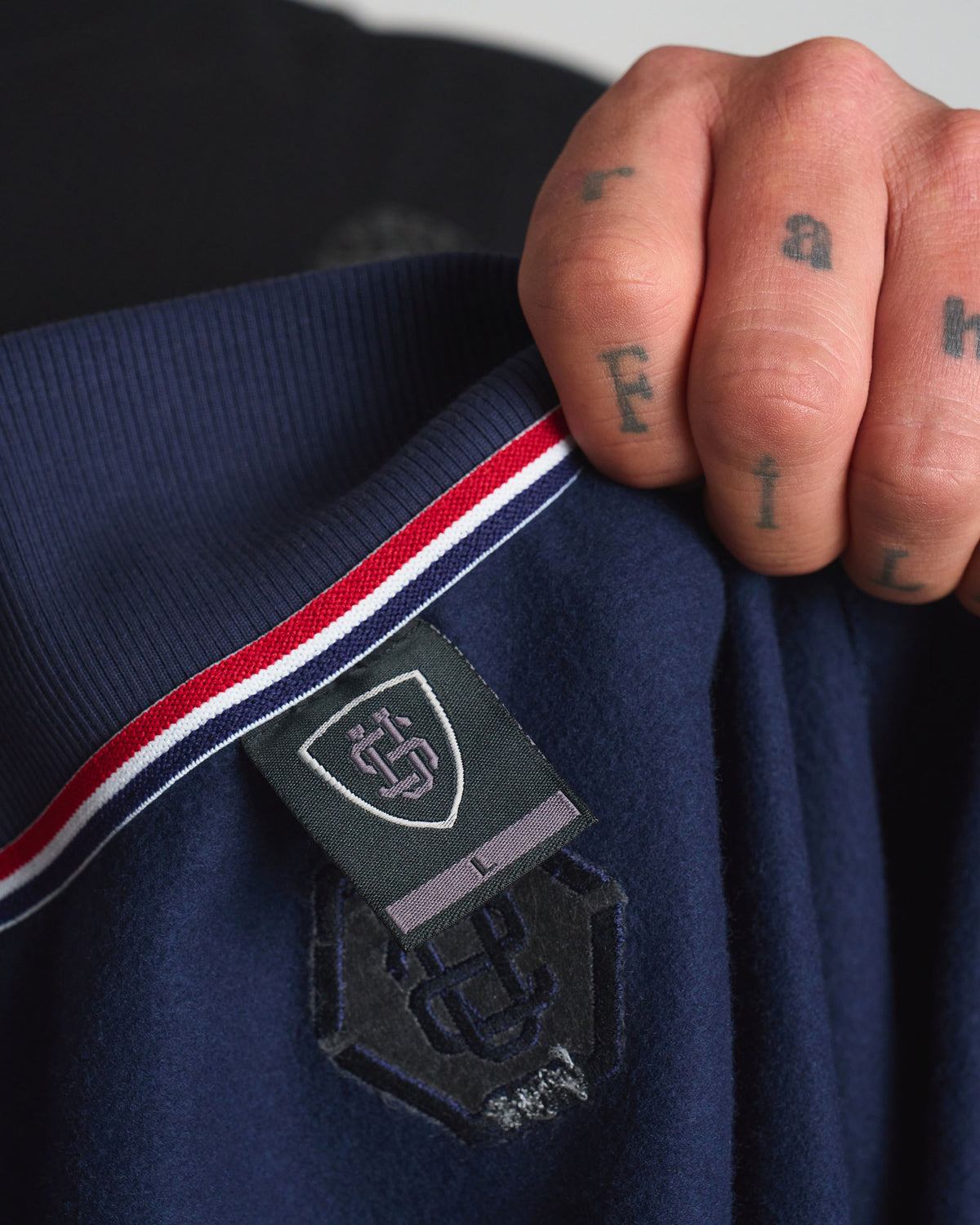 CAINE IV Men's Sweatshirt NAVY BLUE