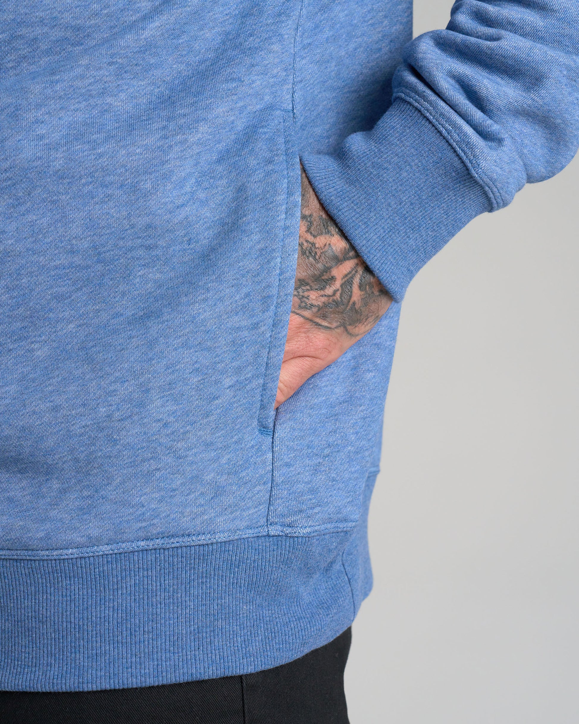 CAINE Men's Sweatshirt BLUE