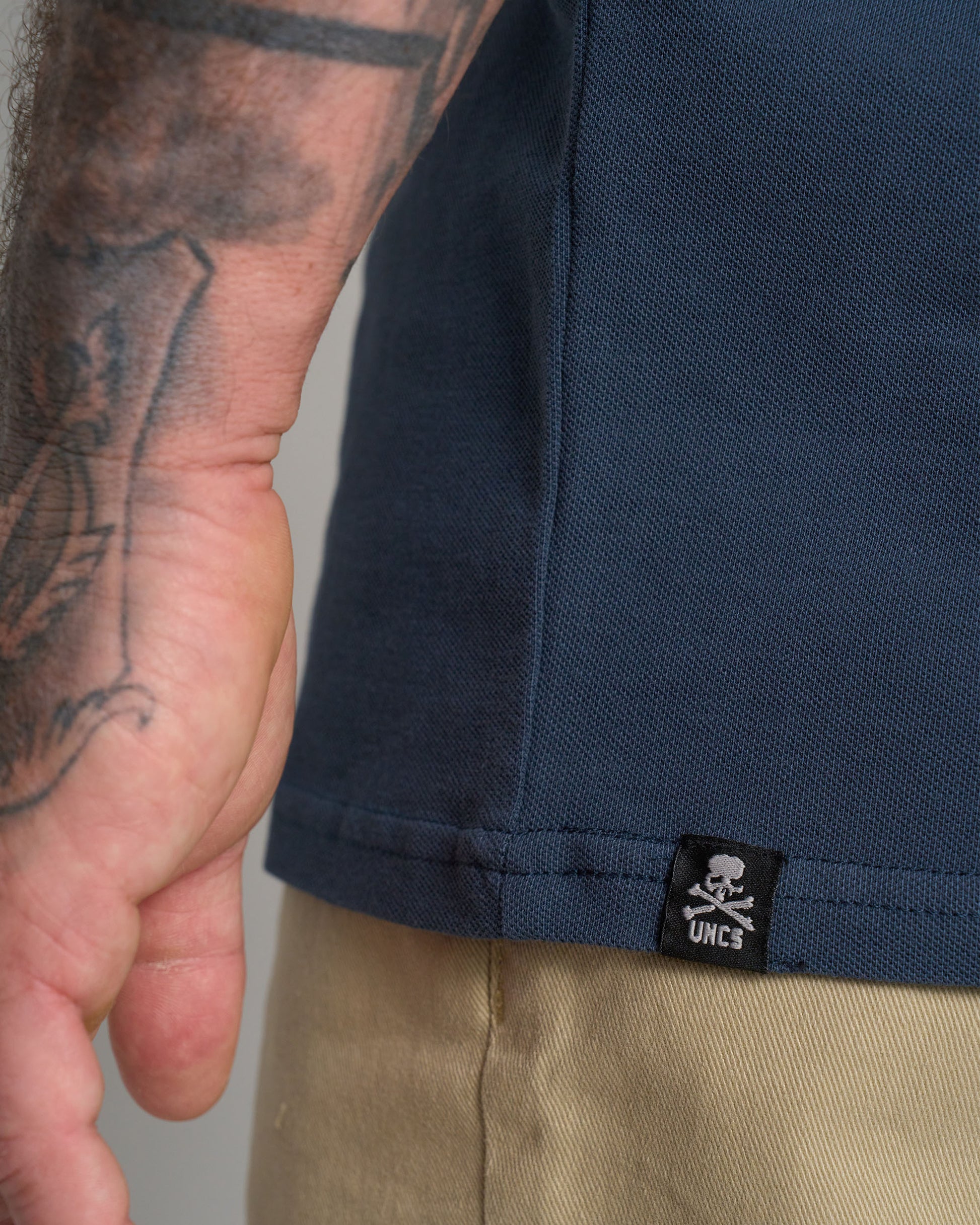 CAINE II Men's T-Shirt NAVY