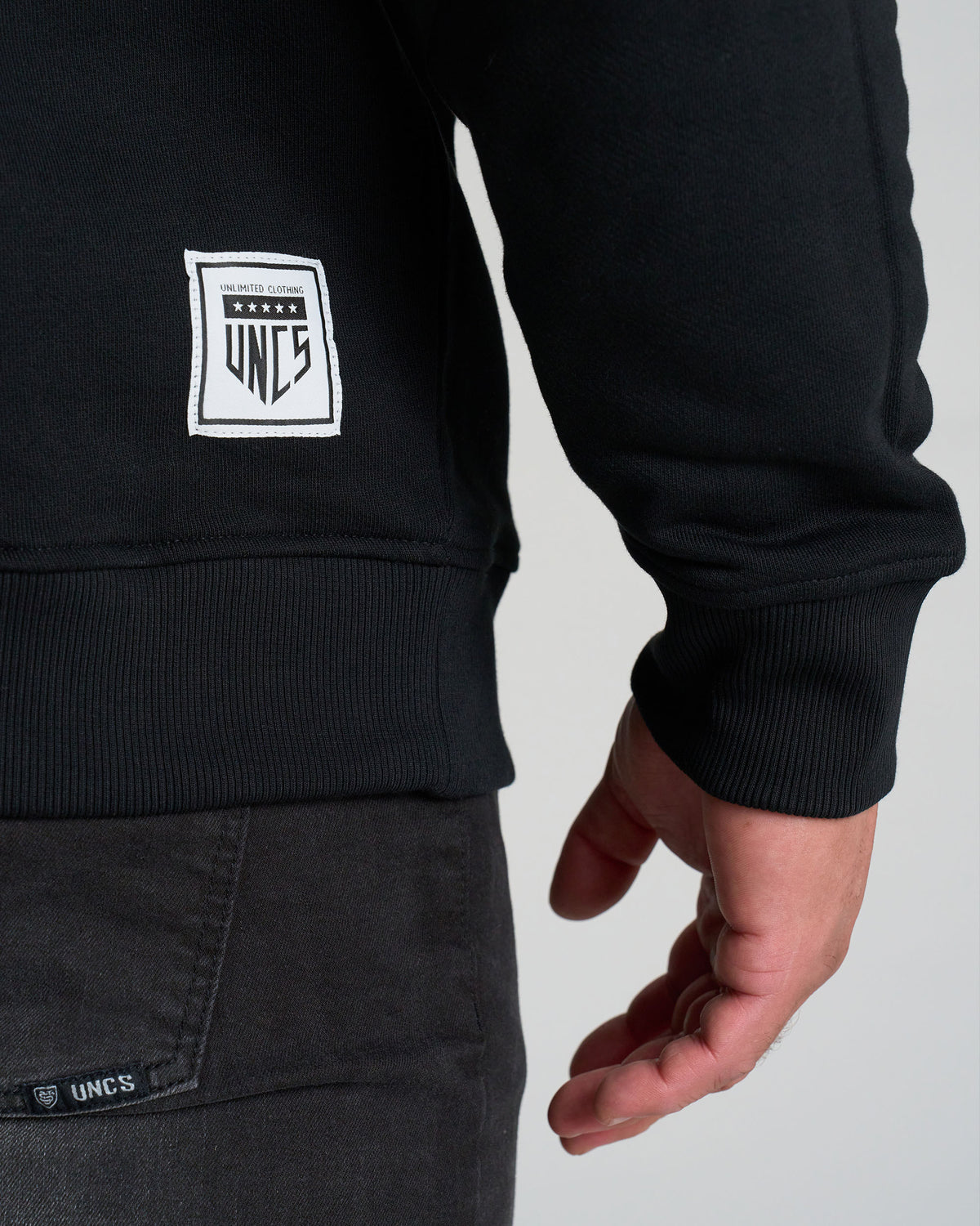 EDGAR Men's Sweatshirt BLACK
