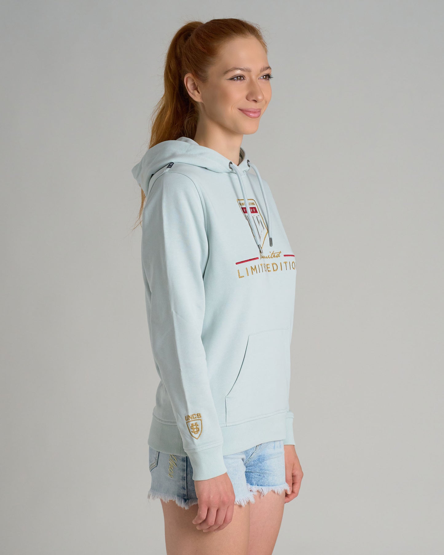 CLAIRE Women's Sweatshirt BABY BLUE
