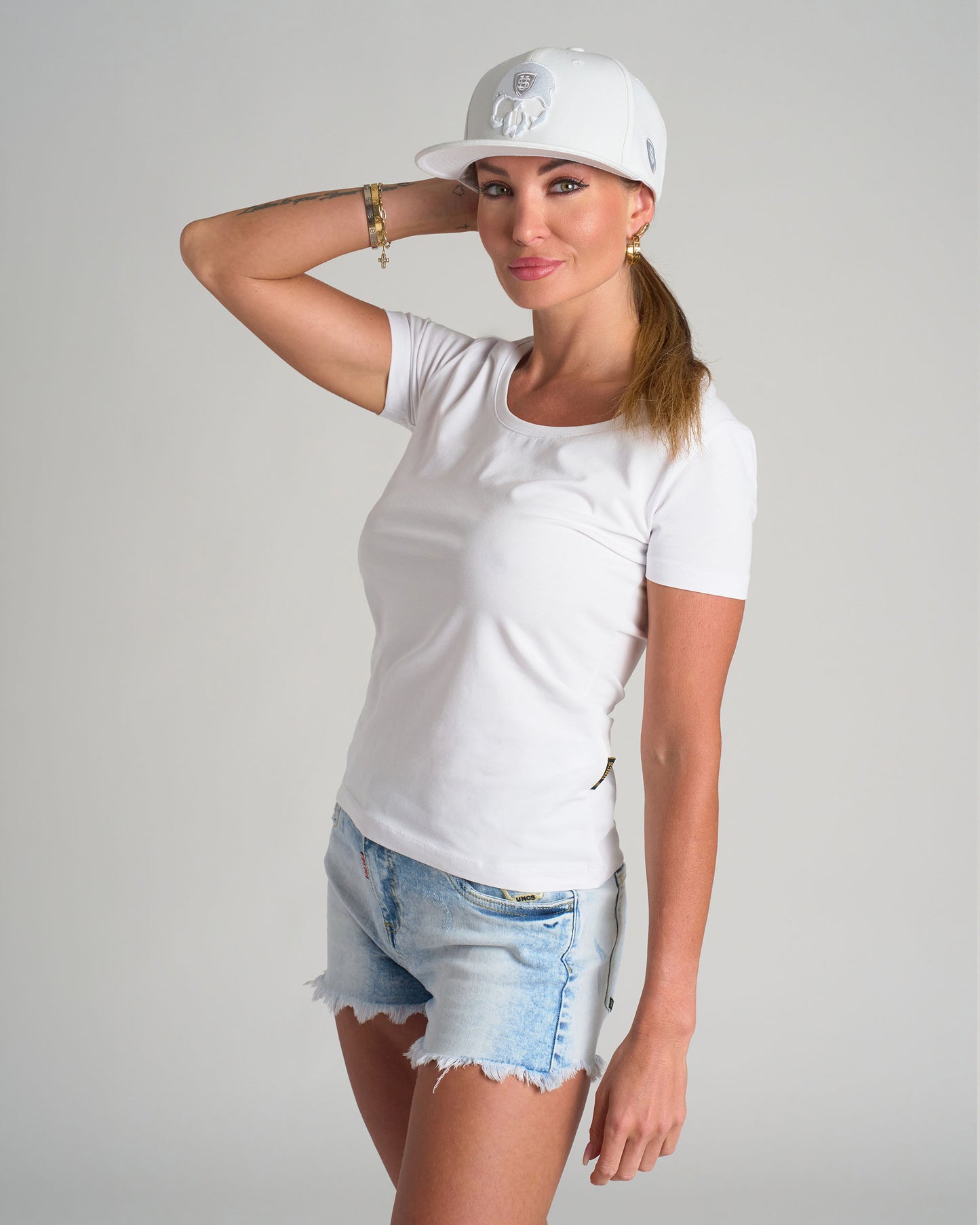 BASIC Women's T-Shirt WHITE