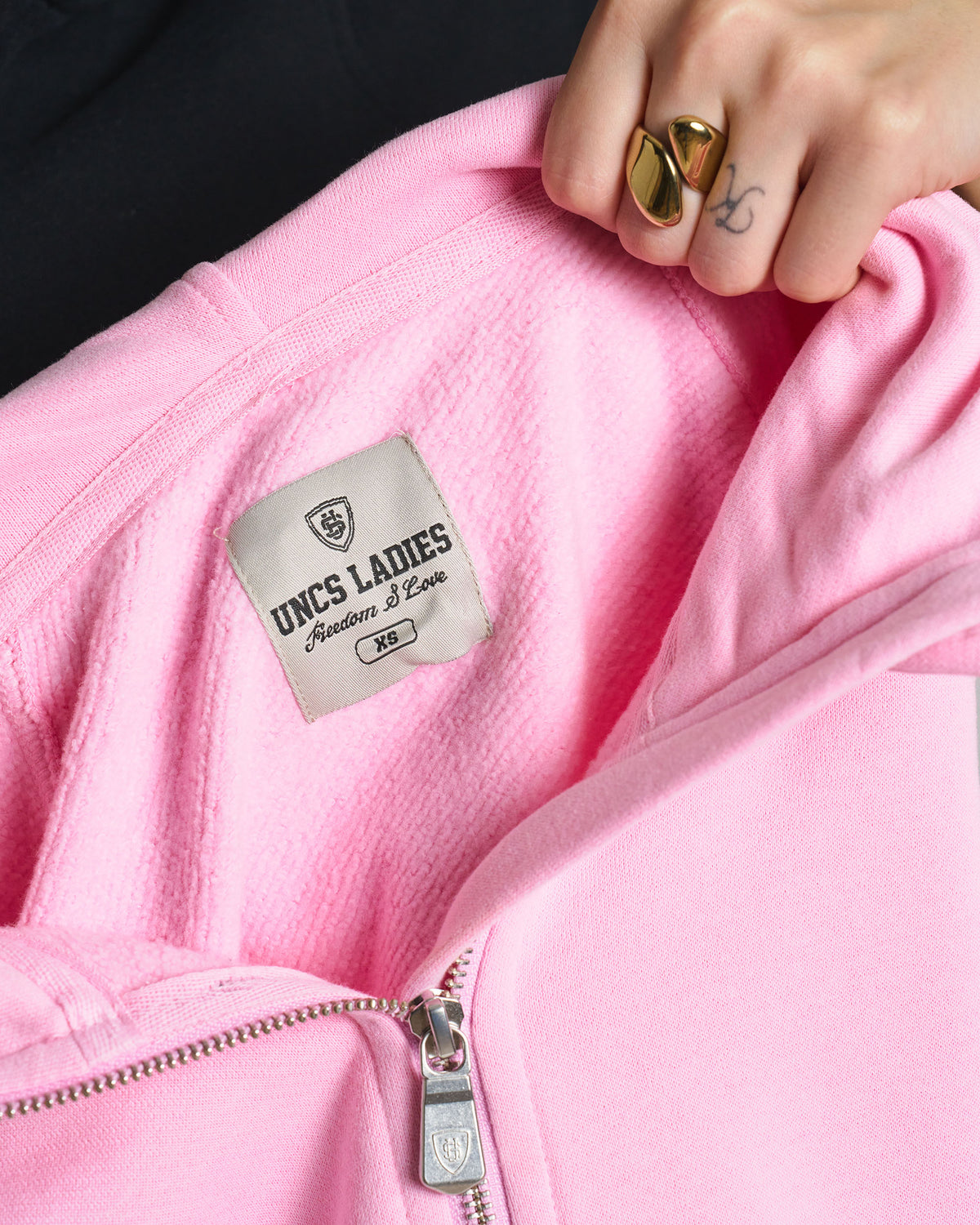 AMANDA Women's Sweatshirt PINK