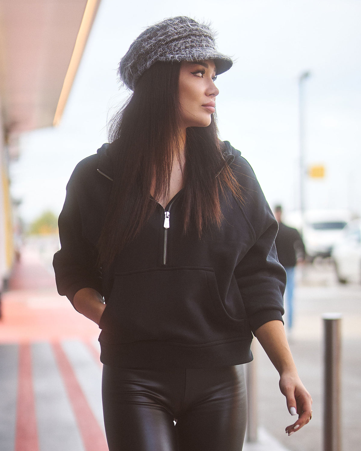 AMANDA Women's Sweatshirt BLACK