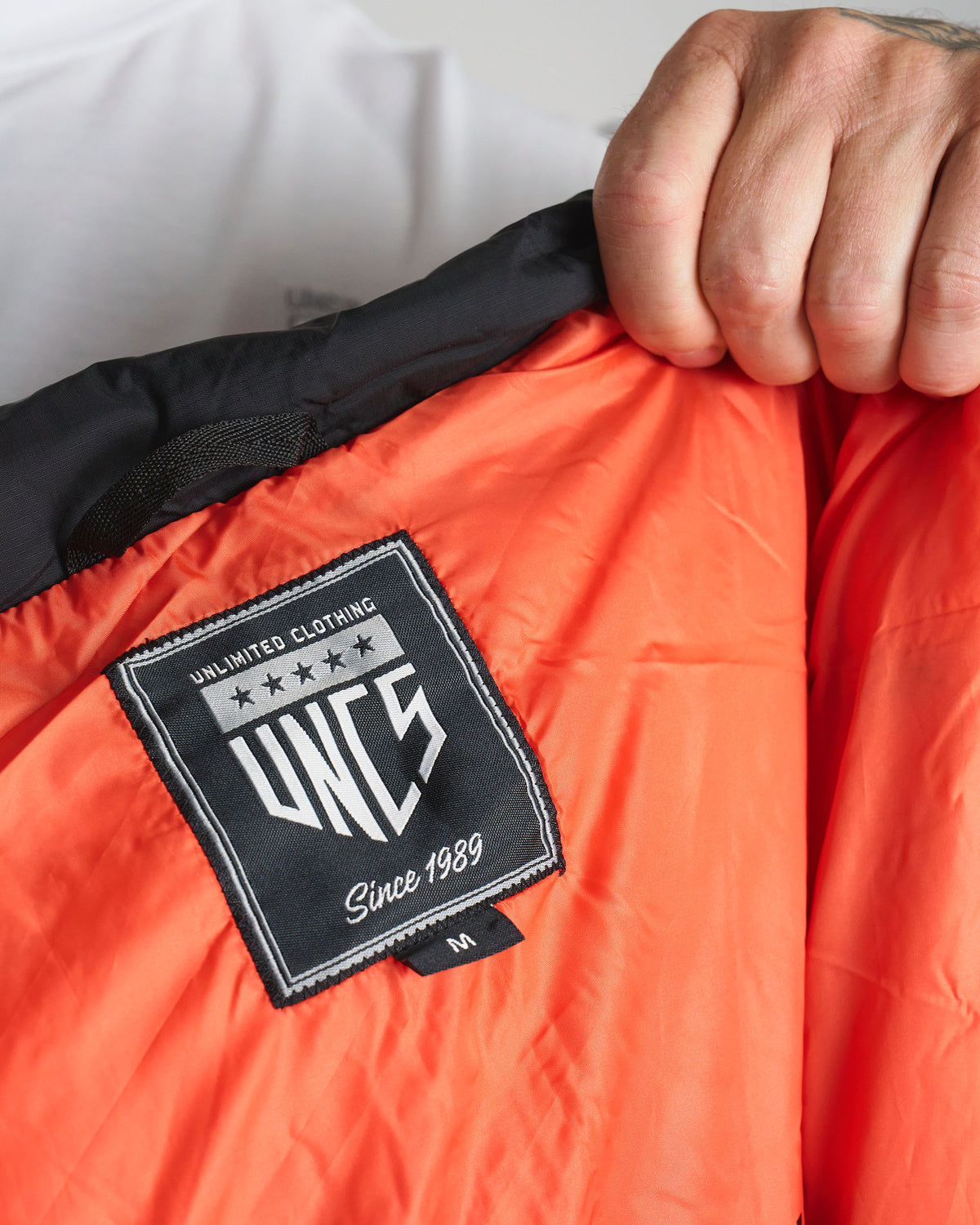 CARMACK II Men's Vest BLACK/ORANGE