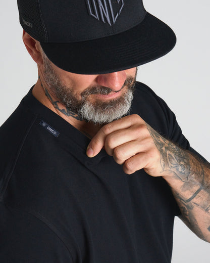 ESSENTIAL Men's T-Shirt BLACK